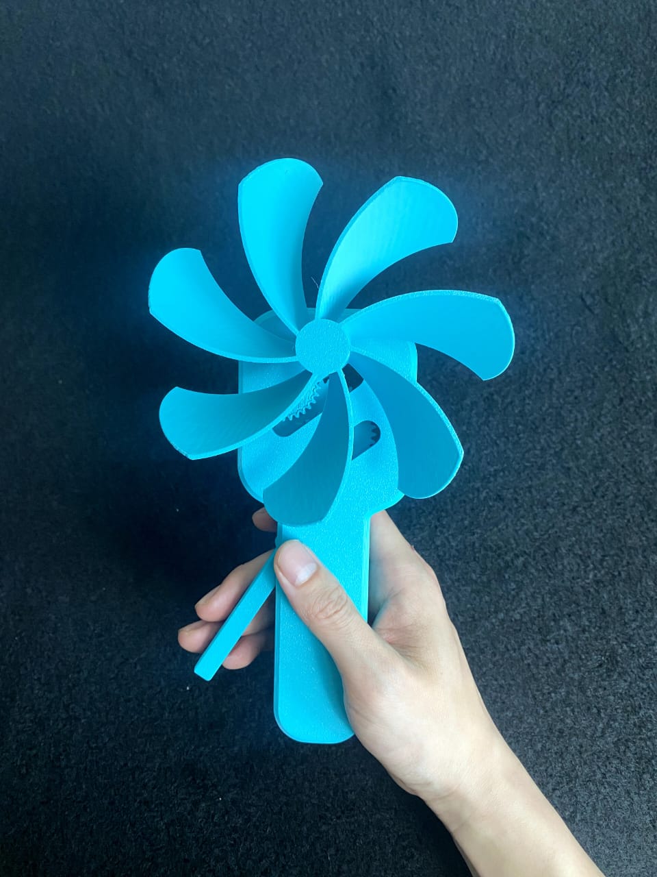 Handheld Manual Fan – Portable Cooling Gadget for Daily Use