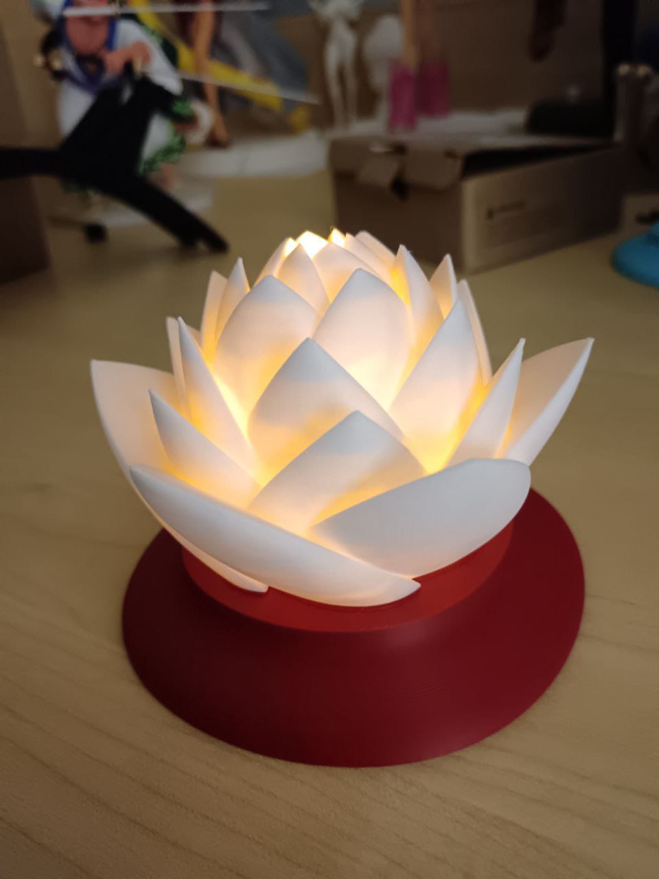 Zen Lotus Lamp – Tranquil Lotus-Inspired Mood Lighting