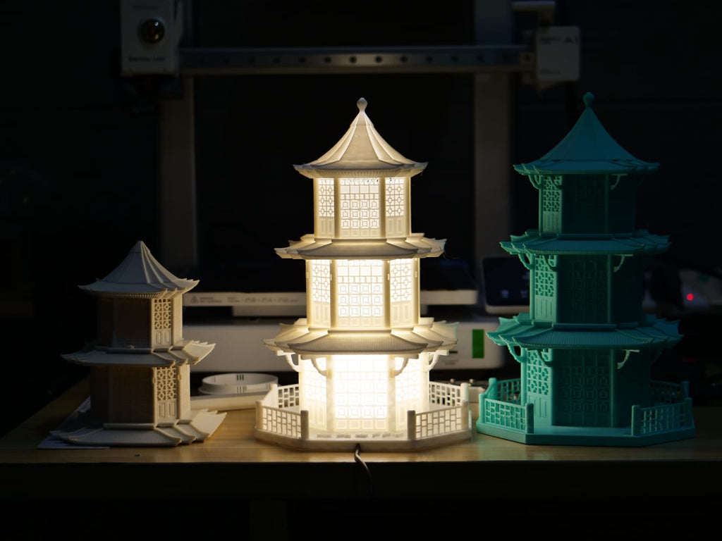 Royal Lighthouse Lamp – Nautical-Inspired Ambient Lighting