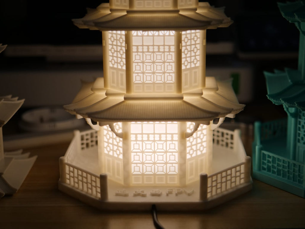 Royal Lighthouse Lamp – Nautical-Inspired Ambient Lighting