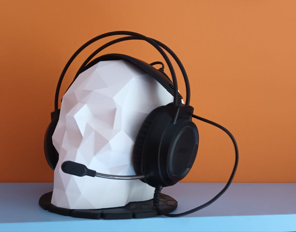Poly Skull Headset Stand – Unique Gaming & Desk Accessory